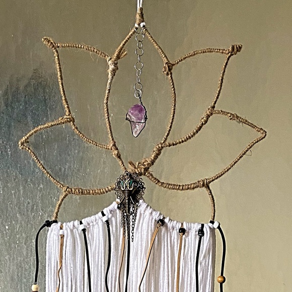 Handmade Lotus Dreamcatcher - Picture 2 of 5